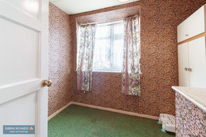 Bedroom- click for photo gallery